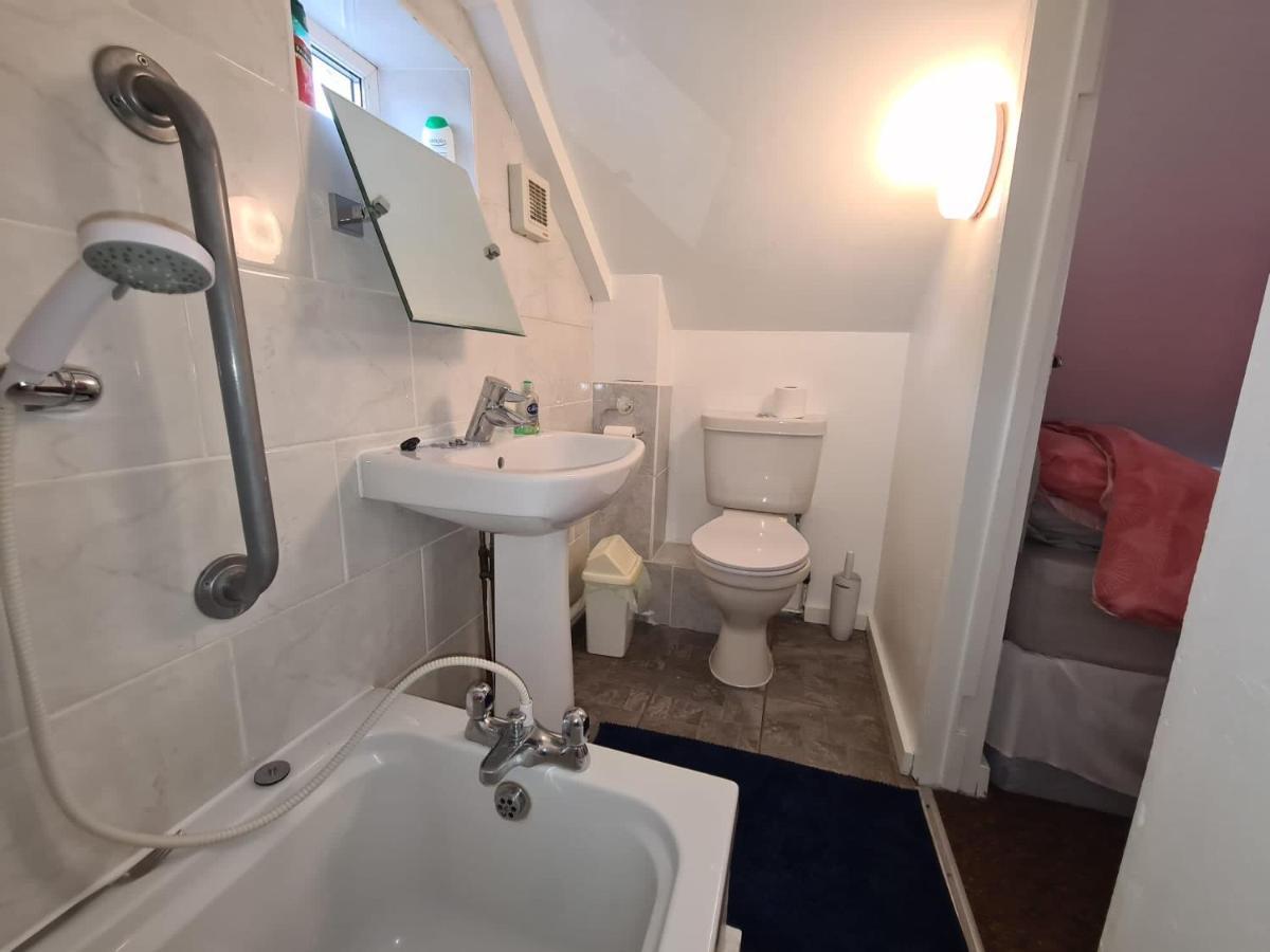 East Of Ipswich Bed & Breakfast 외부 사진